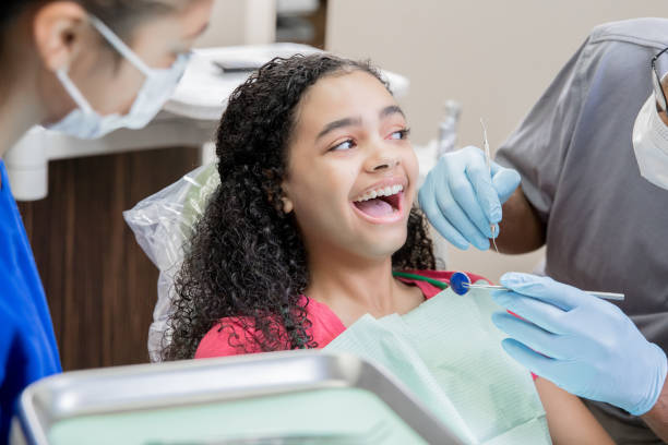 Best Emergency Dentist for Knocked-Out Tooth in Sundown, TX